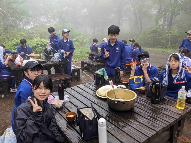 昼食の様子