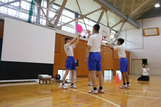 軍色決めの様子