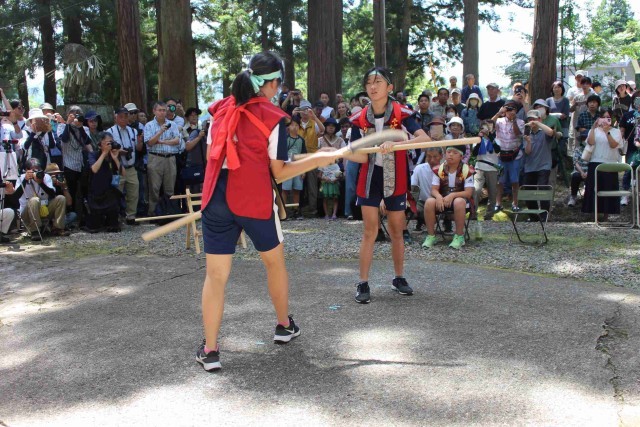 子ども仮山伏の様子