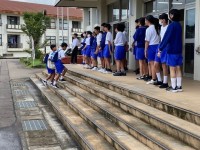 あいさつ運動の様子