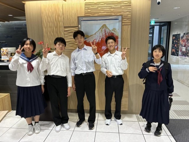 班別研修に出発