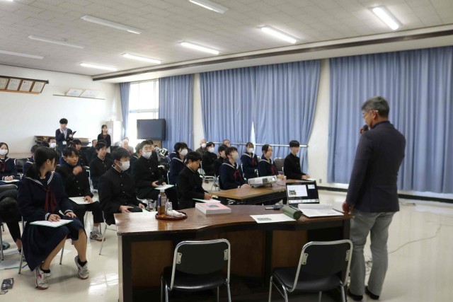 平和講演会の様子